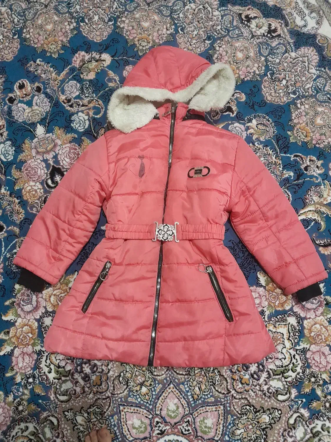 کاپشن بچگانه مناسب سن ۶تا ۸ ساله درحد نو|کفش و لباس بچه|کرمانشاه, |دیوار