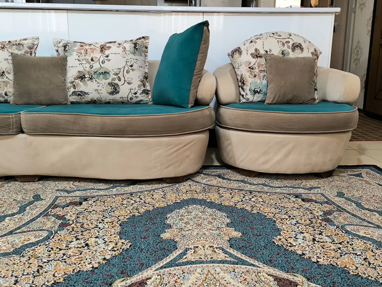 مبلمان|مبلمان خانگی و میز عسلی|شیراز, شهرک گلستان شمالی|دیوار