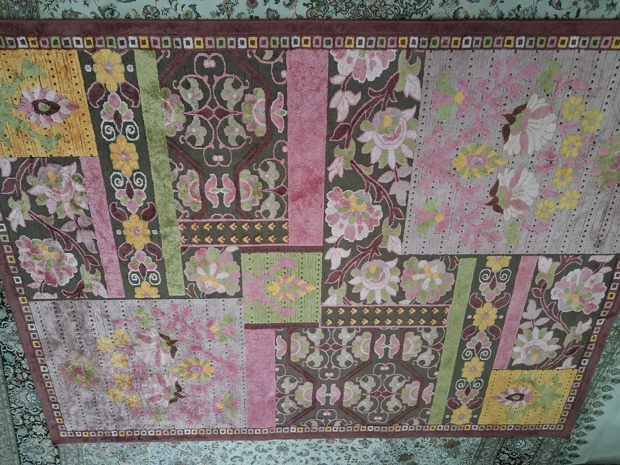 ۲تخته فرش ۴متری در حدنو|فرش|چالوس, |دیوار