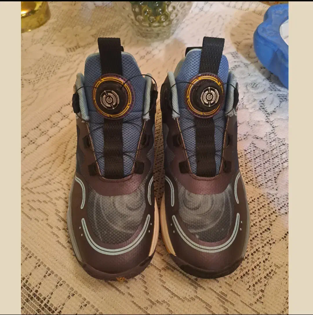 کتونی وارداتی برند sky Bkg|کیف، کفش، کمربند|رشت, فلسطین|دیوار