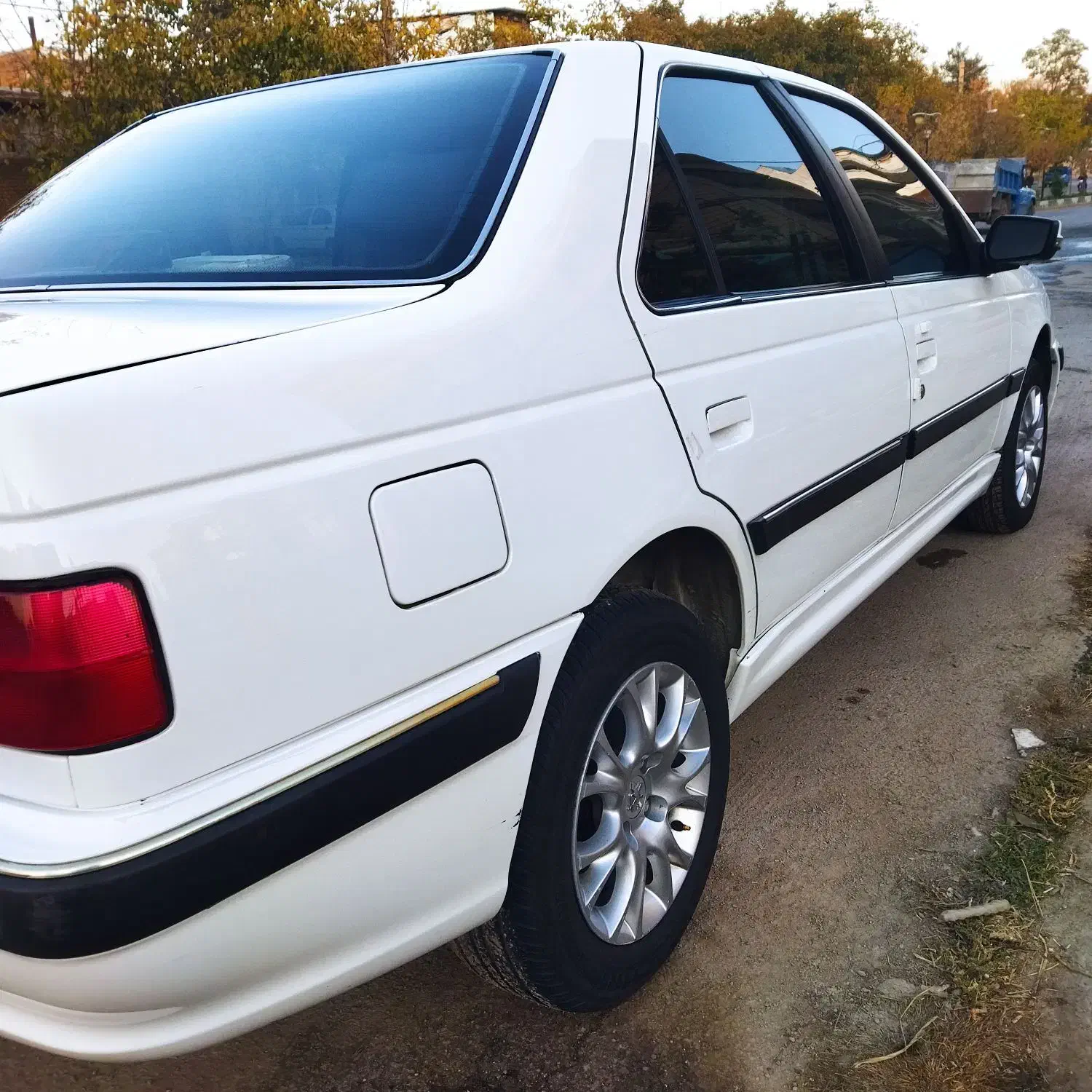 پارس xup7 مدل 401|خودرو سواری و وانت|خرمآباد, |دیوار