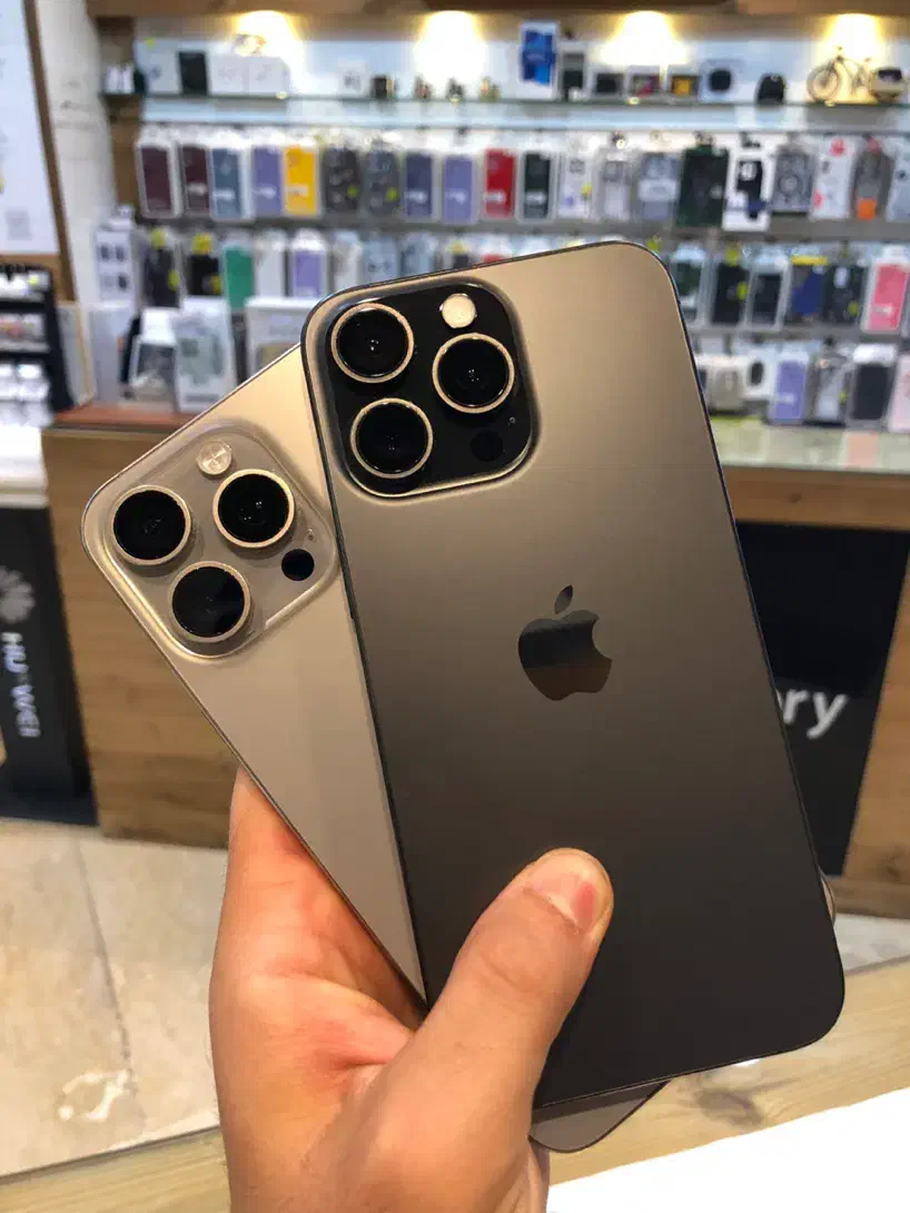 اپلiPhone 15 pro Maxبا حافظه ۲۵۶ باتری ۱۰۰ فابریک|موبایل|اصفهان, چرخاب|دیوار