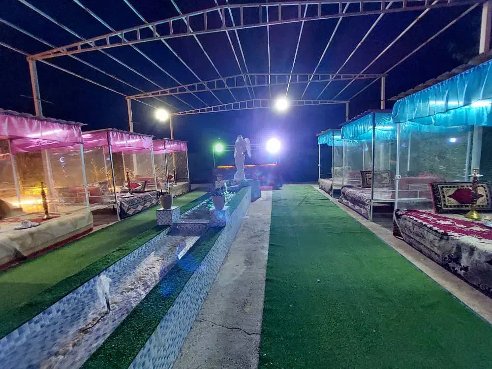 سفر خانه.باغ سنتی|اجارهٔ کوتاه‌مدت ویلا و باغ|شیراز, ویلاشهر|دیوار