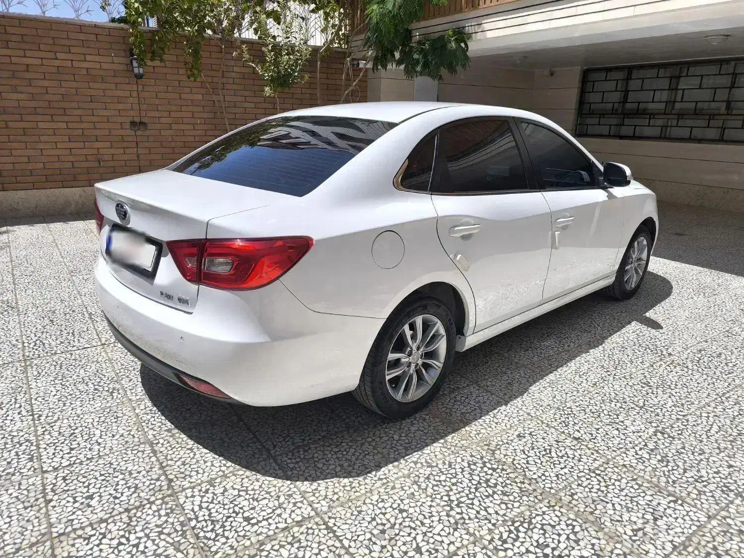 بسترن B30، مدل۱۴01|خودرو سواری و وانت|اصفهان, خانه اصفهان|دیوار