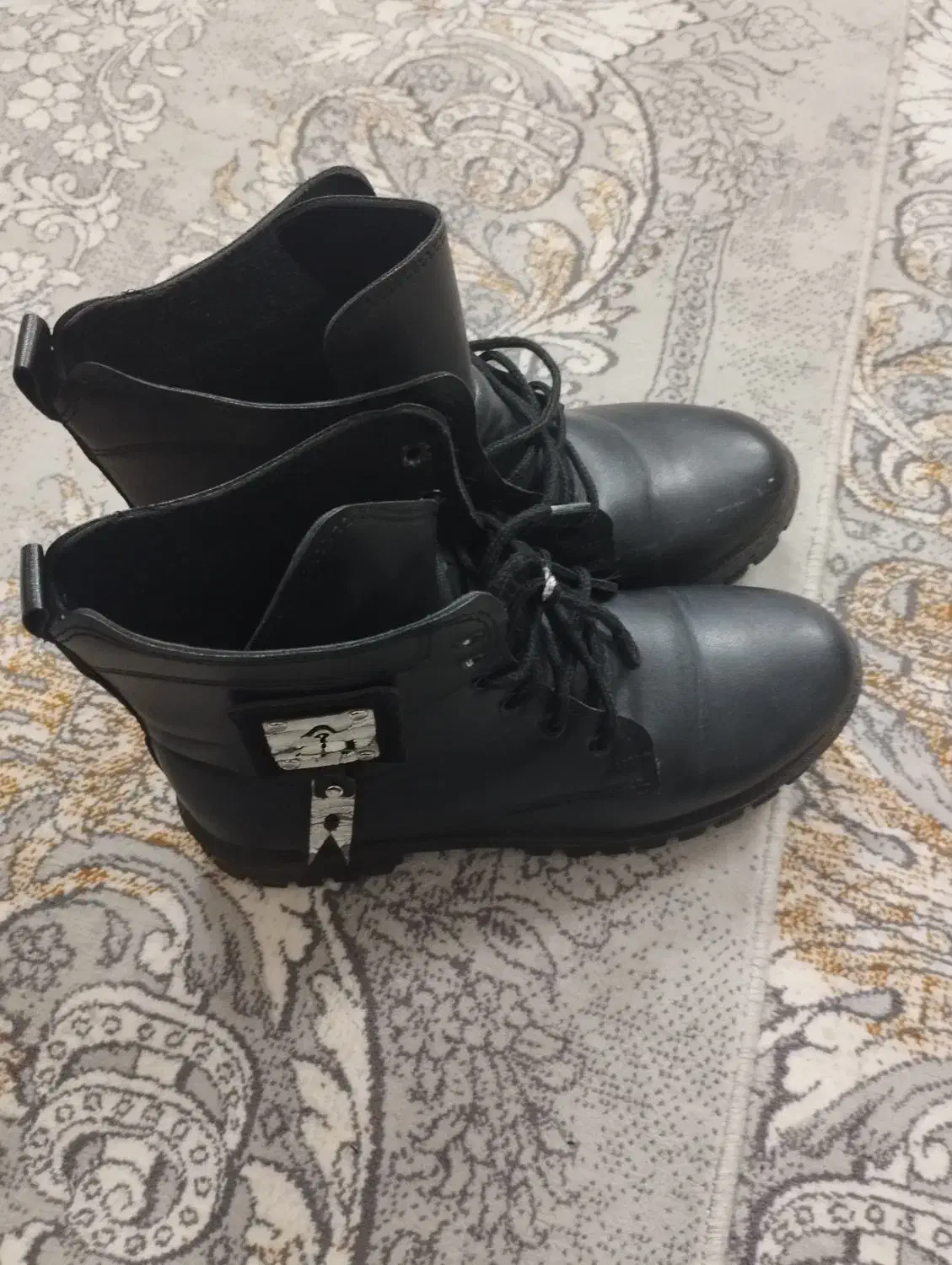 نیم بوت زنانه در حد نو سایز ۳۹|کیف، کفش، کمربند|تاکستان, |دیوار