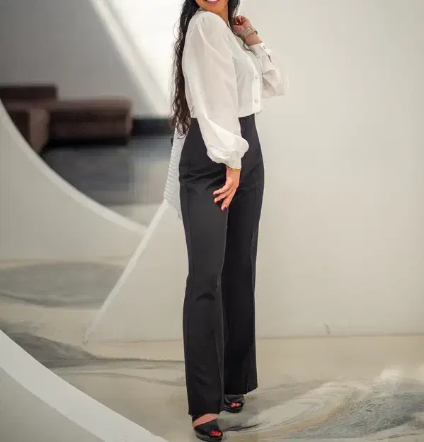 مدل خانم بازیگر مجری بلاگر|استخدام هنری و رسانه|قم, حنیف نژاد|دیوار