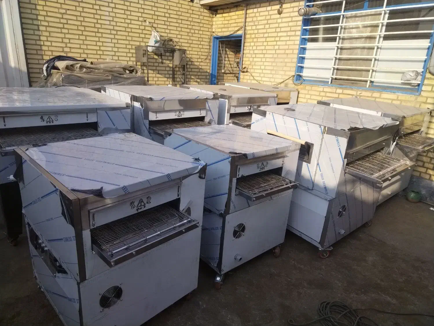 تو لید فرریلی فرپیتزا نوژن سرخ کن فر ریلی|کافیشاپ و رستوران|چهاردانگه (تهران), |دیوار