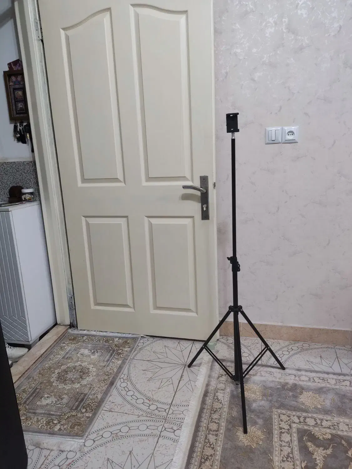 پایه دوربین|لوازم جانبی موبایل و تبلت|رشت, حمیدیان|دیوار