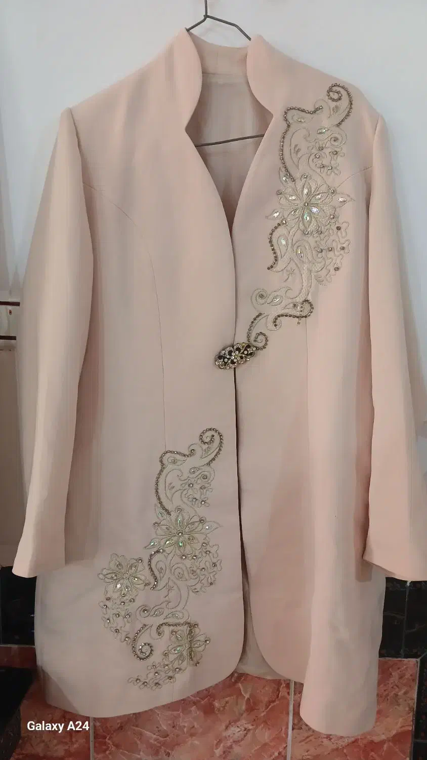 درحدنو|لباس|نورآباد, |دیوار