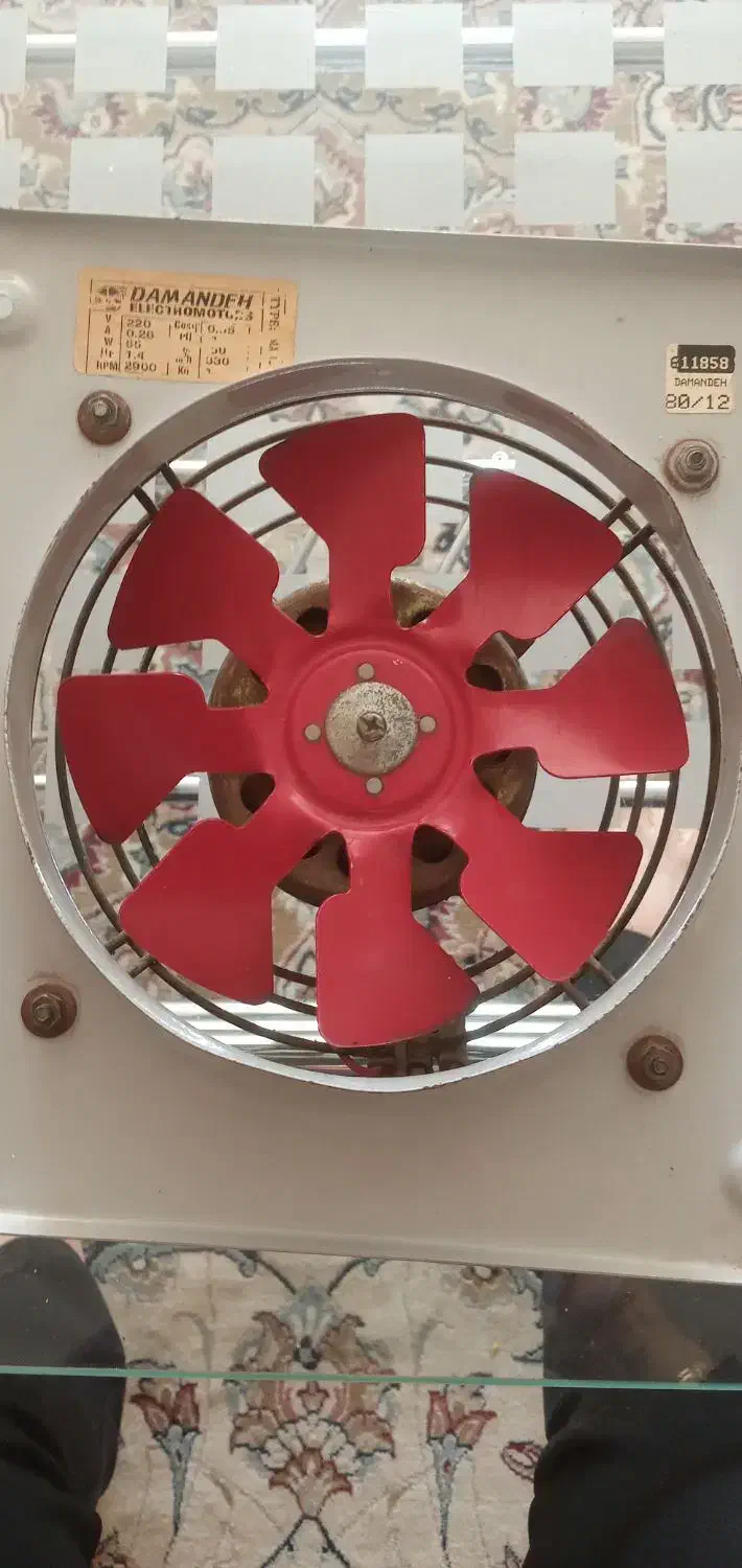 فن تهویه هوا یک عددوضبط صوت قدیمی یک عدد|پنکه و تصفیه‌کنندهٔ هوا|اصفهان, حسین‌آباد|دیوار