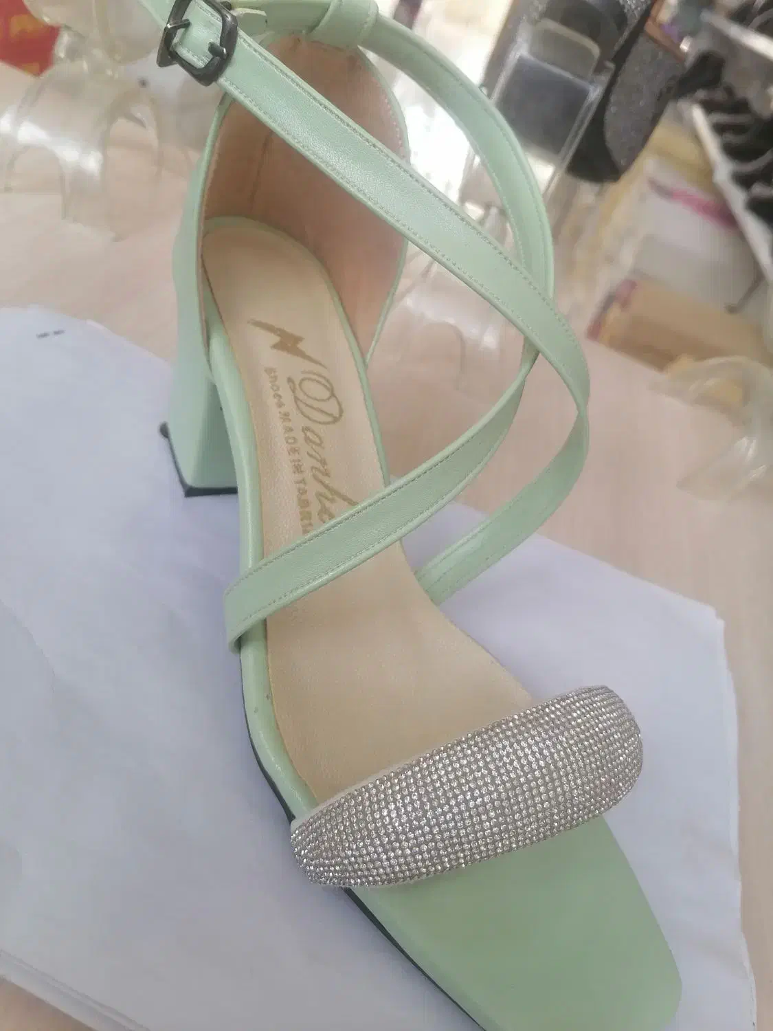 مجلسی زنانه|کیف، کفش، کمربند|ارومیه, |دیوار