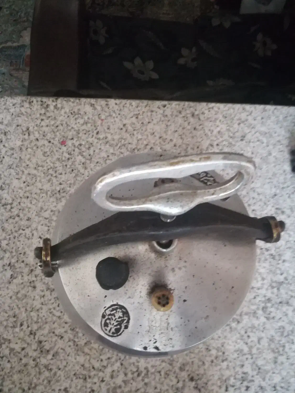 زودپز|ظروف پخت‌وپز|شیراز, بریجستون|دیوار