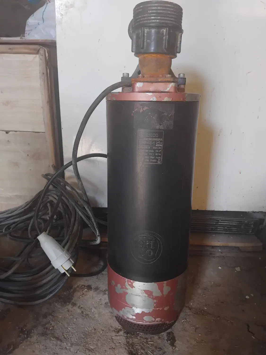 کفکش،اسپیکو.|ماشین‌آلات صنعتی|باغ حلی, |دیوار