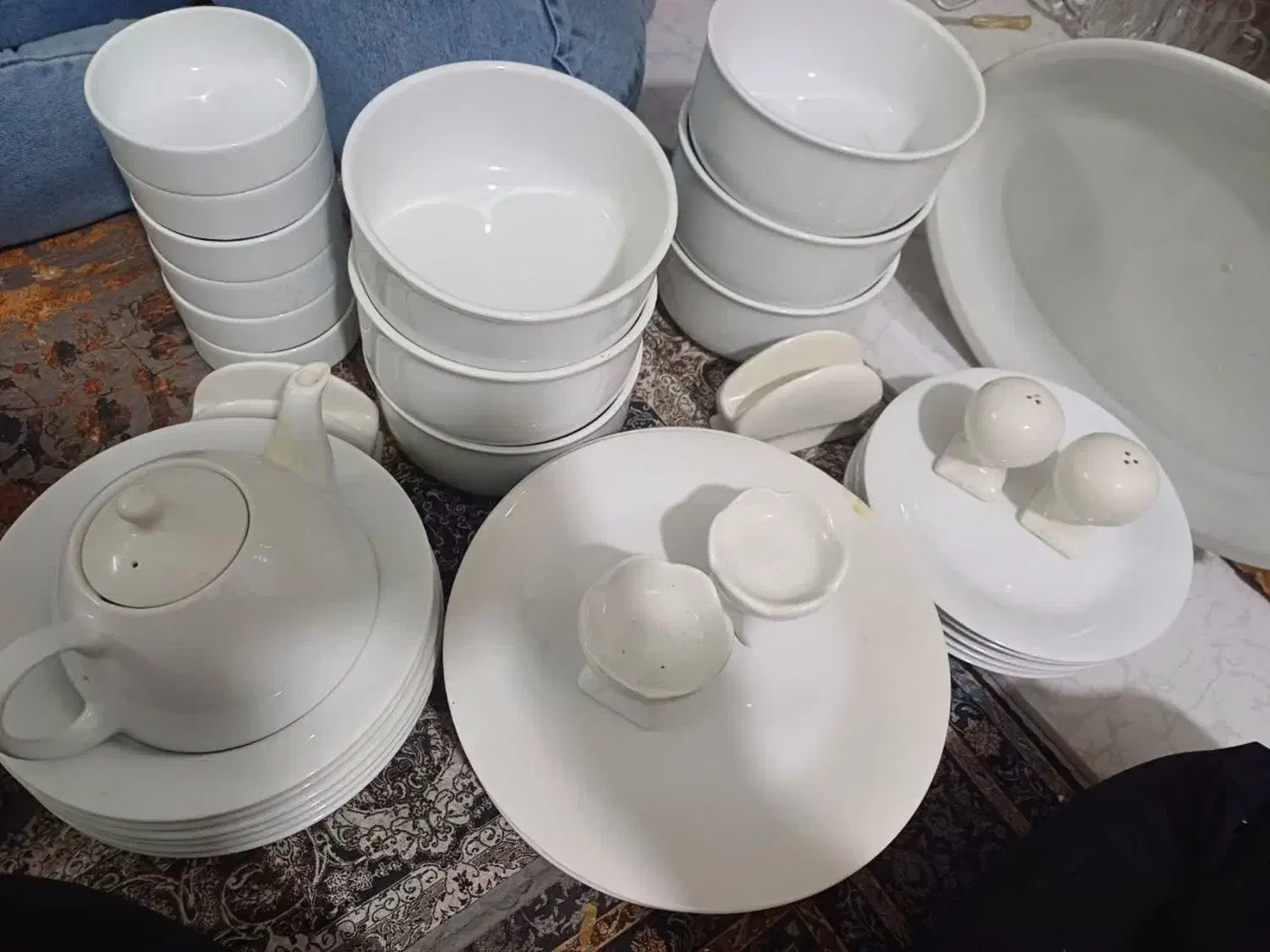 سرویس چینی|ظروف سرو و پذیرایی|قم, شهرک امام حسن|دیوار