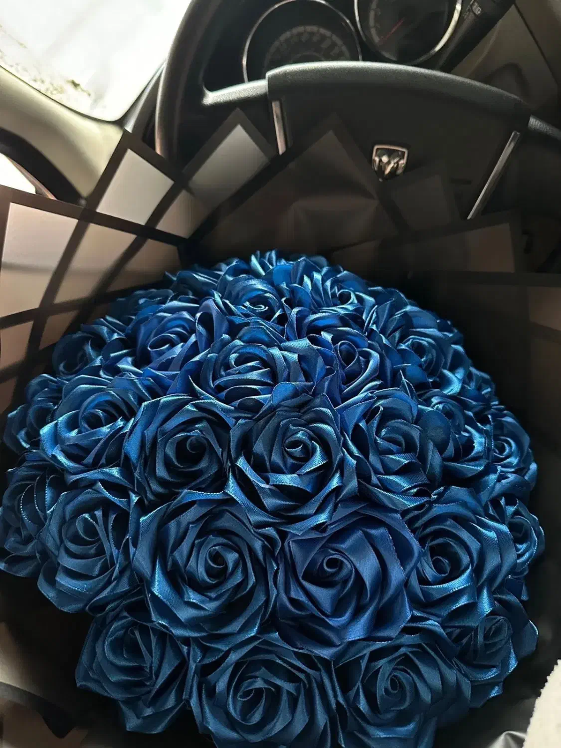 هدیه ی اقتصادی|گل مصنوعی|رشت, توشیبا|دیوار