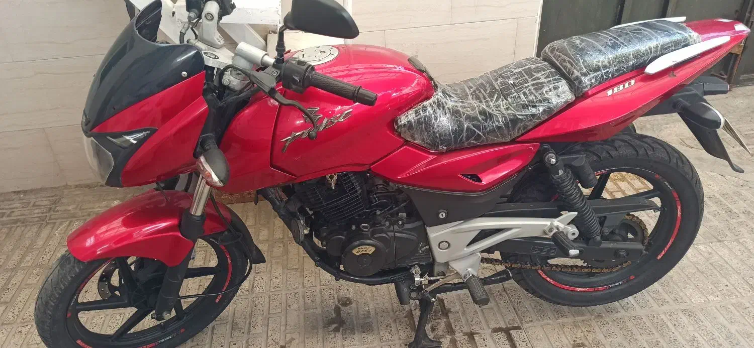 موتور پالس 180|موتورسیکلت|هشتگرد, هشتگرد قدیم|دیوار