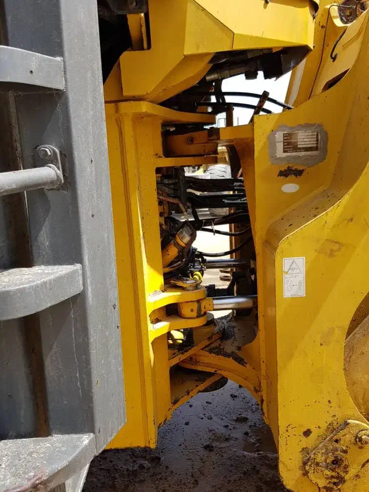 لودر کوماتسو ۵۰۰|خودرو سنگین|شیراز, فرگاز|دیوار