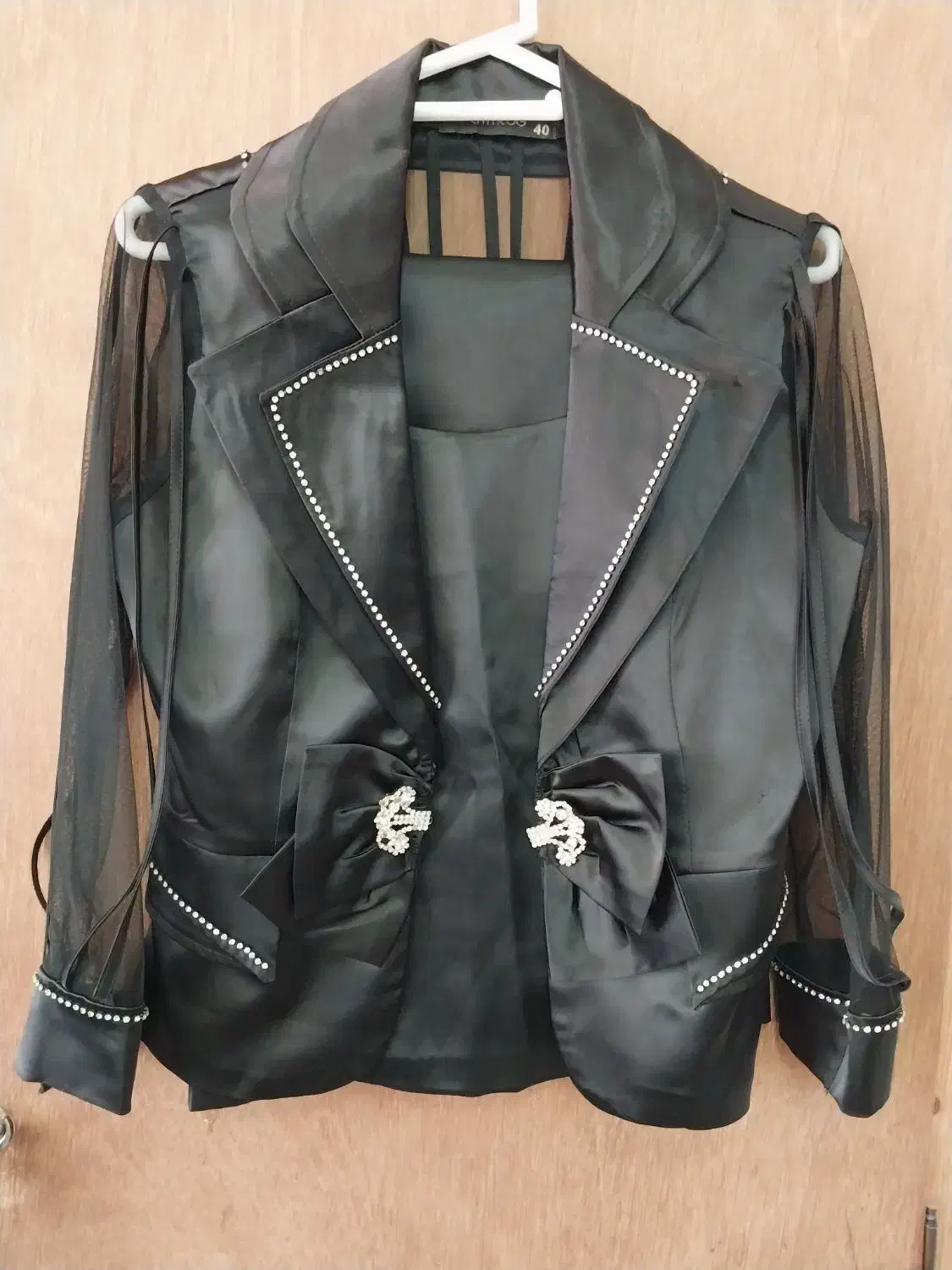 حراج لباس زیبا و مجلسی و پرده ،در حد نو|لباس|قم, صفائیه|دیوار