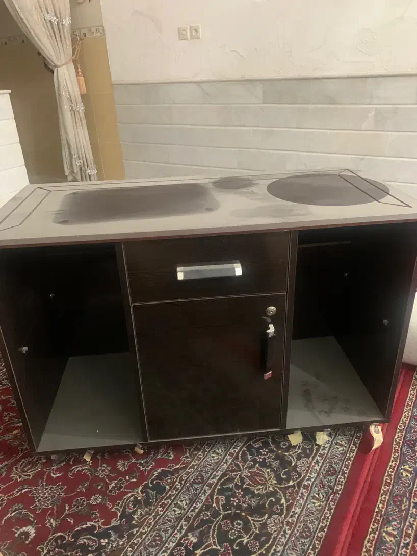 میز چوبی|میز تحریر و کامپیوتر|اردکان, |دیوار