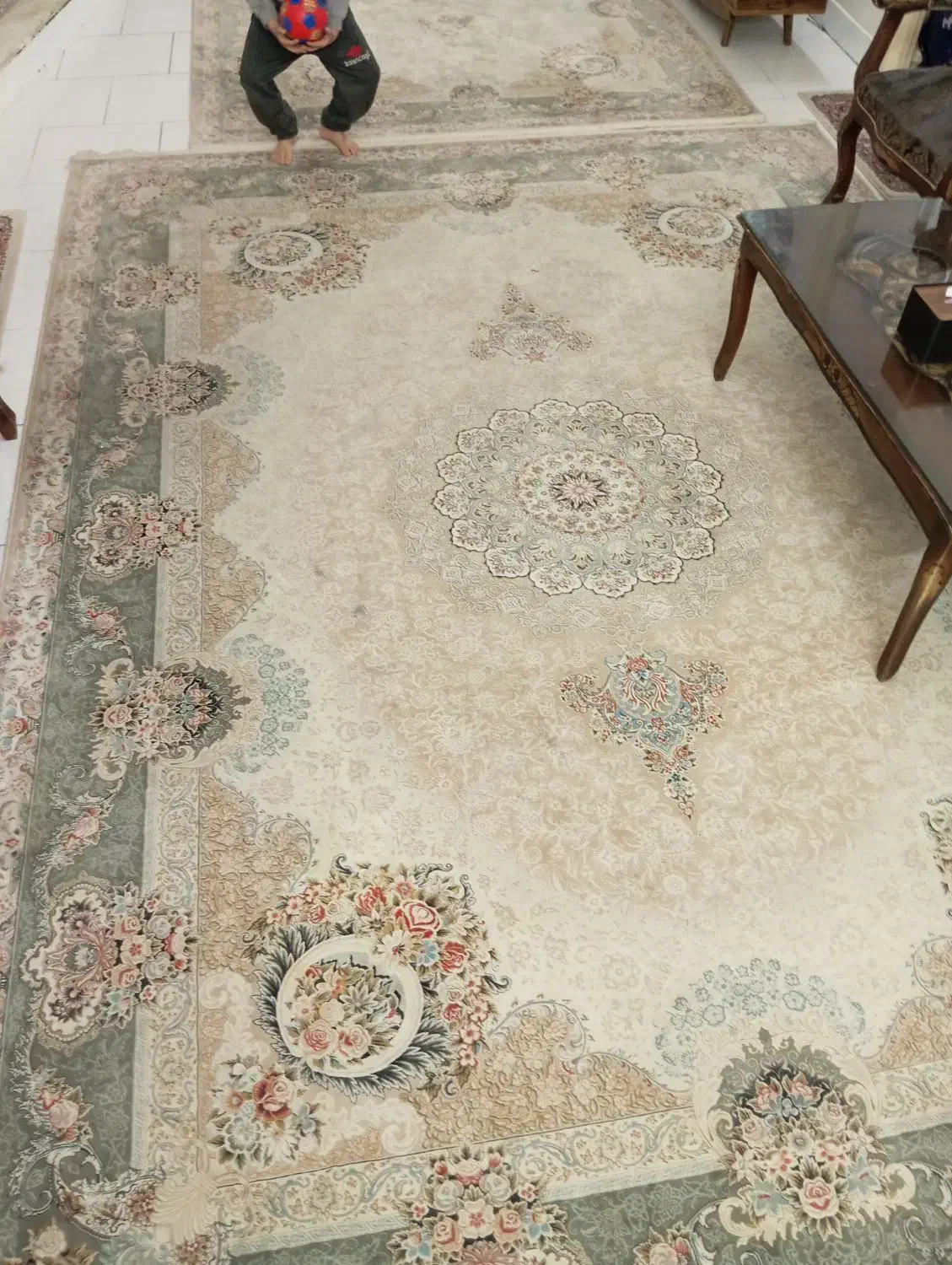 فرش ۹ و ۶ متری|فرش|تهران, مینای شمالی (مخبر)|دیوار