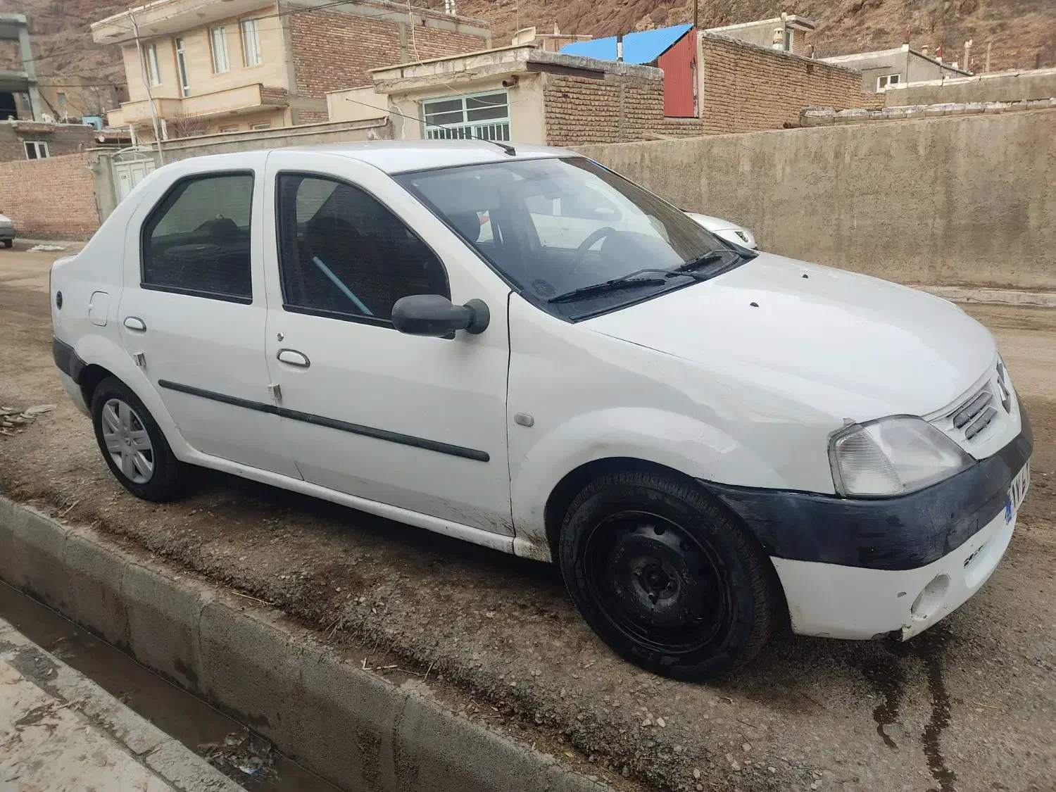 فروش نقدی|خودرو سواری و وانت|بازرگان, |دیوار