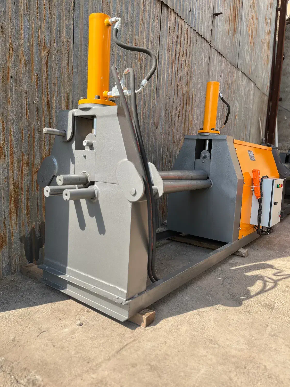 دستگاه نورد ورق مخروطی هیدرو موتوری|ماشین‌آلات صنعتی|تهران, کیانشهر|دیوار