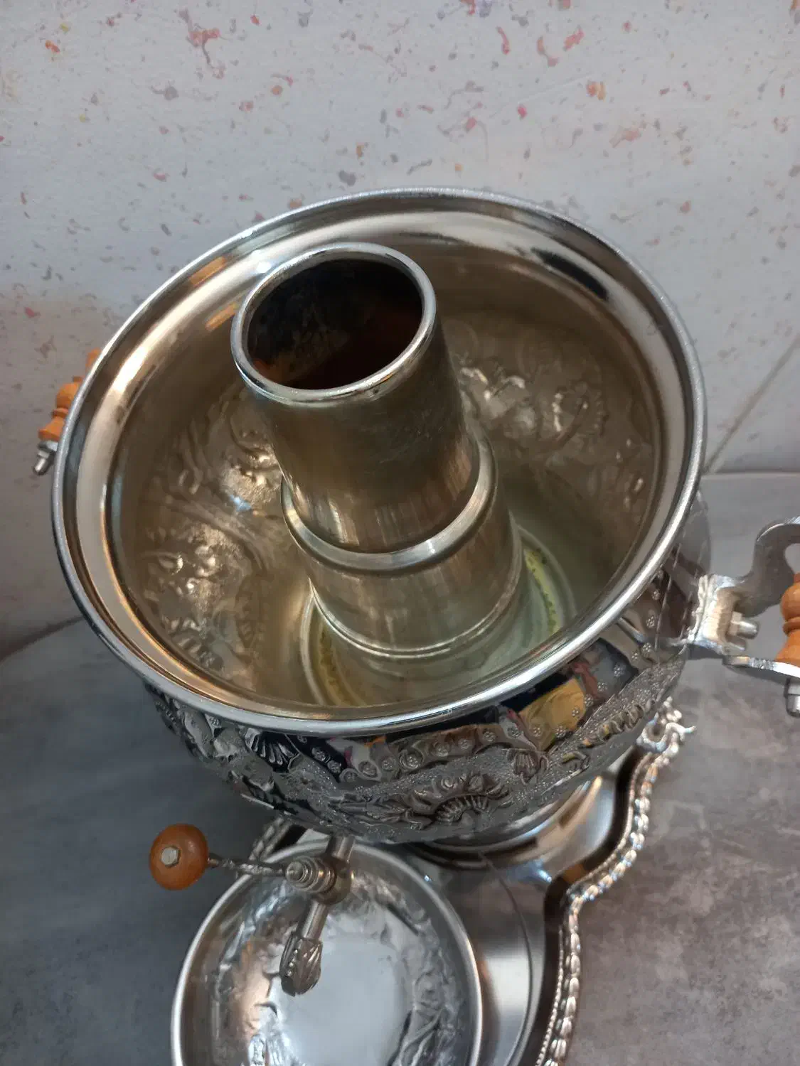 سماور گازی|سماور، چایساز، قهوهساز|بروجن, |دیوار