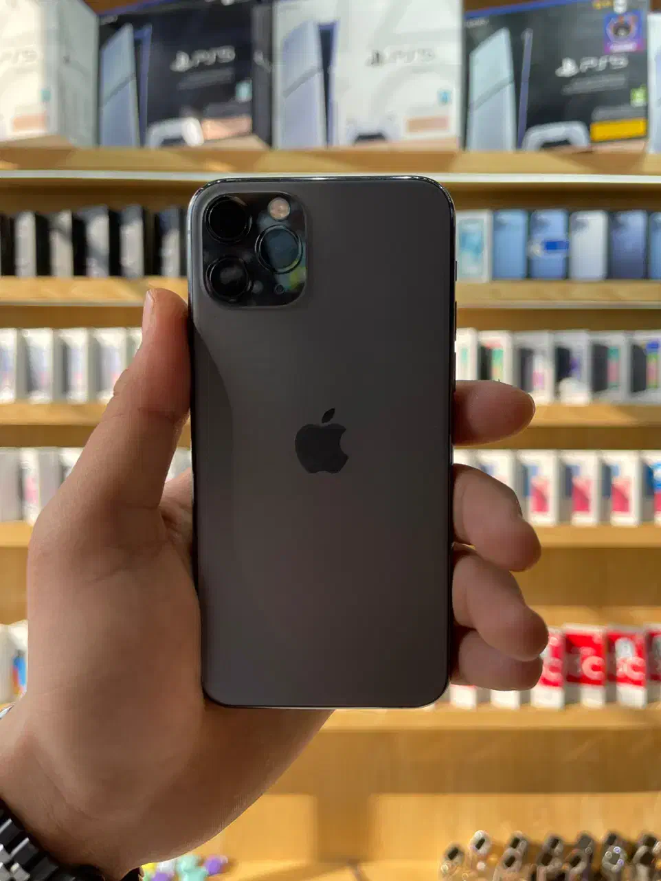 گوشی ایفون 11 پرو حافظه 256 گیگ اقساط|موبایل|ورامین, ورامین|دیوار