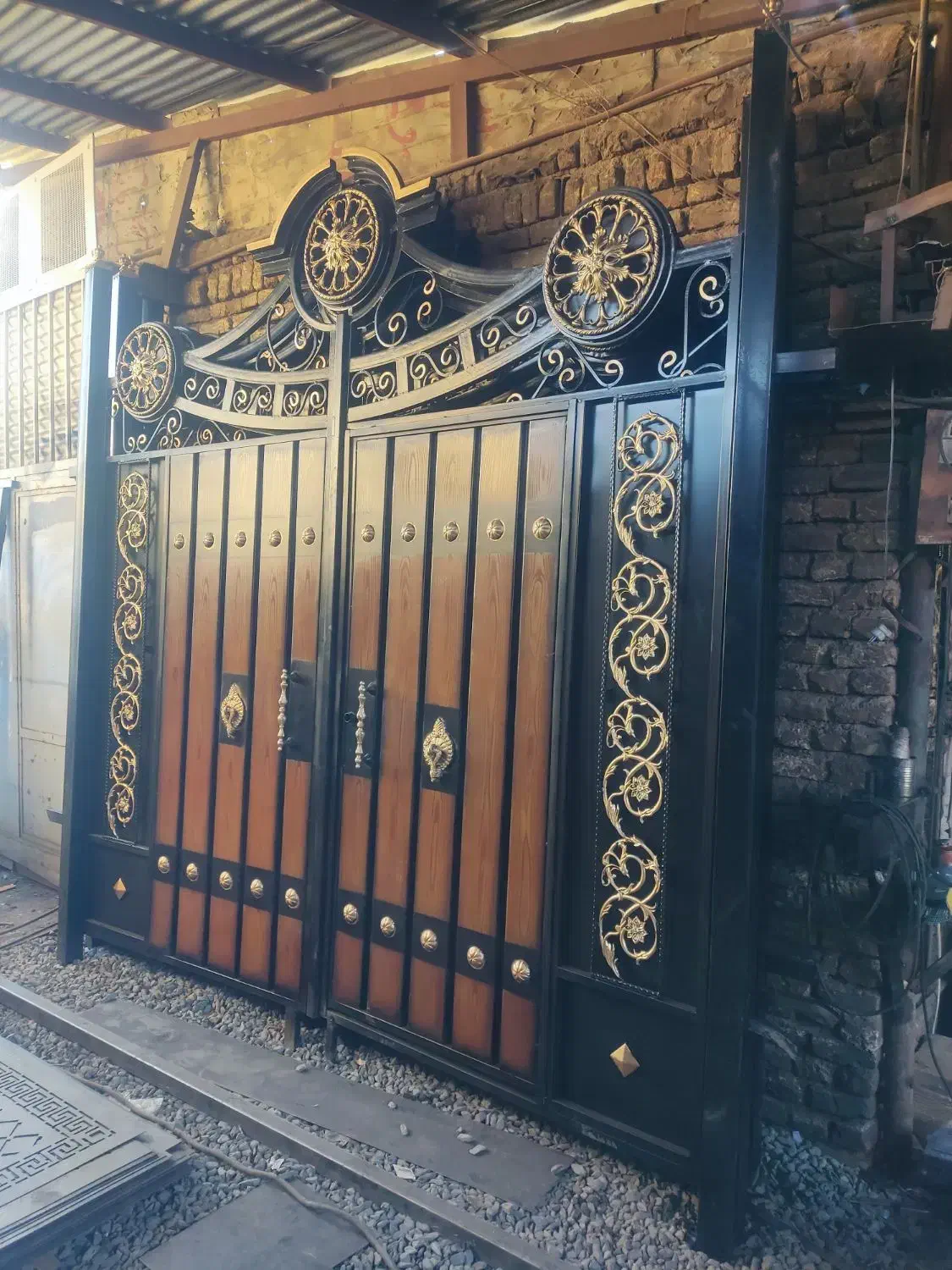 بورس درب و پنجره صبا|خدمات پیشه و مهارت|اراک, |دیوار