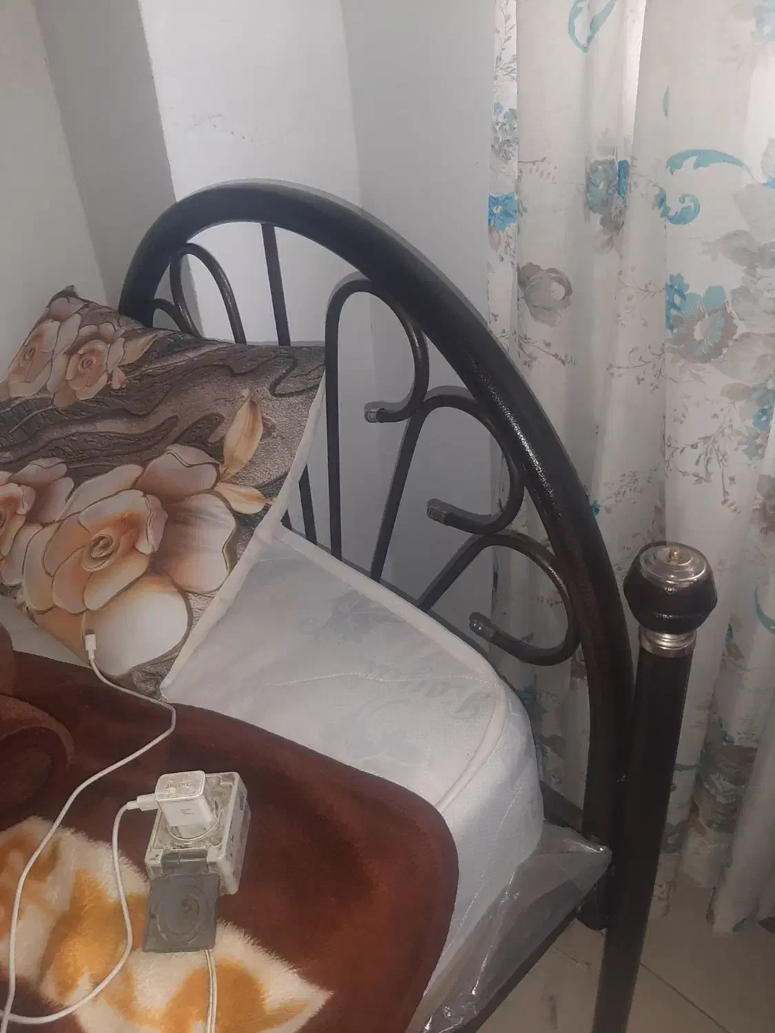 تخت خواب|تخت و سرویس خواب|هشتگرد, شهرک ولیعصر (مصلی)|دیوار