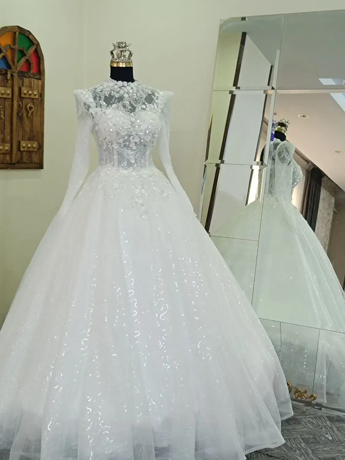 لباس عروس مدل فرانسوی گل برجسته اروپایی|لباس|کرج, کوی زنبق|دیوار