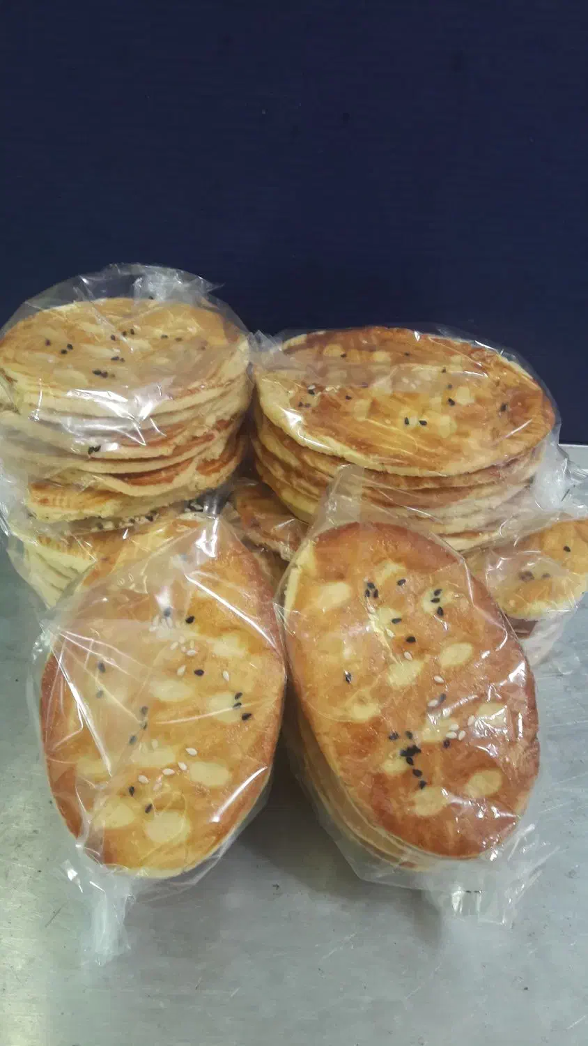 نان خشک شیرینی سنتی لشت نشا|خوردنی و آشامیدنی|رشت, دیانتی|دیوار