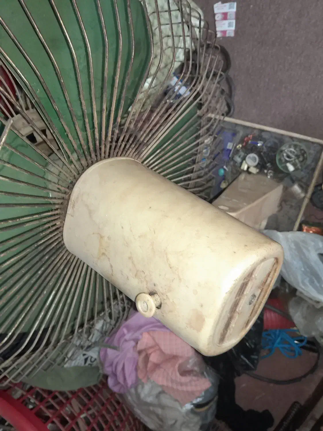 پنکه دستی|پنکه و تصفیه‌کنندهٔ هوا|بهبهان, |دیوار