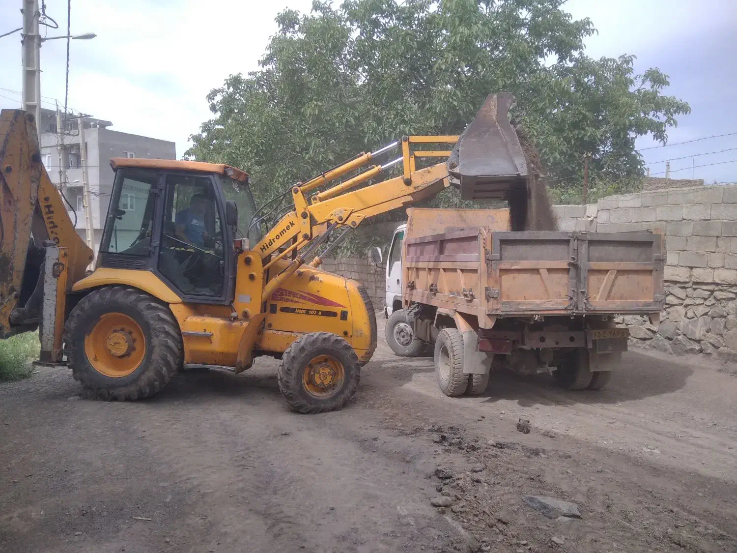 فروش بیل بکهو هیدرومک 102 بی مدل 2003|خودرو سنگین|سنندج, |دیوار