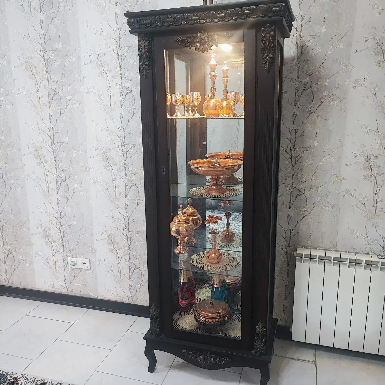 بوفه و جا کفشی|بوفه، ویترین، کنسول|صدرا-فارس, فاز ۱|دیوار