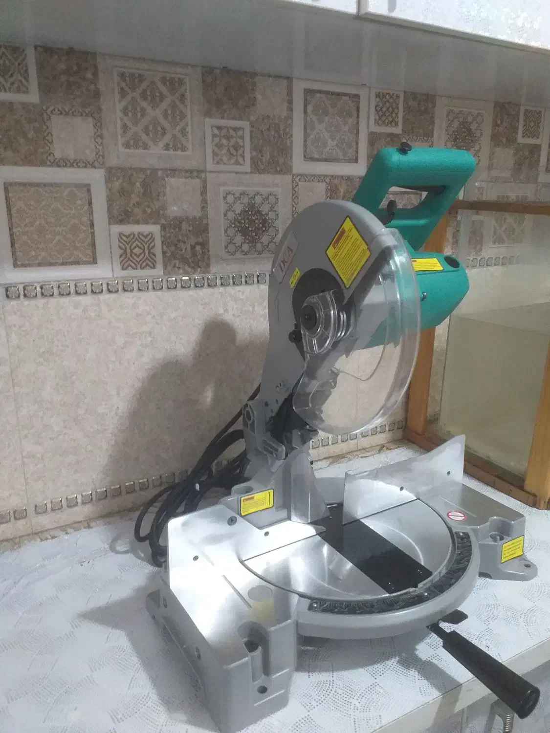 فارسی بر|ابزارآلات|رباط‌کریم, انجم آباد|دیوار