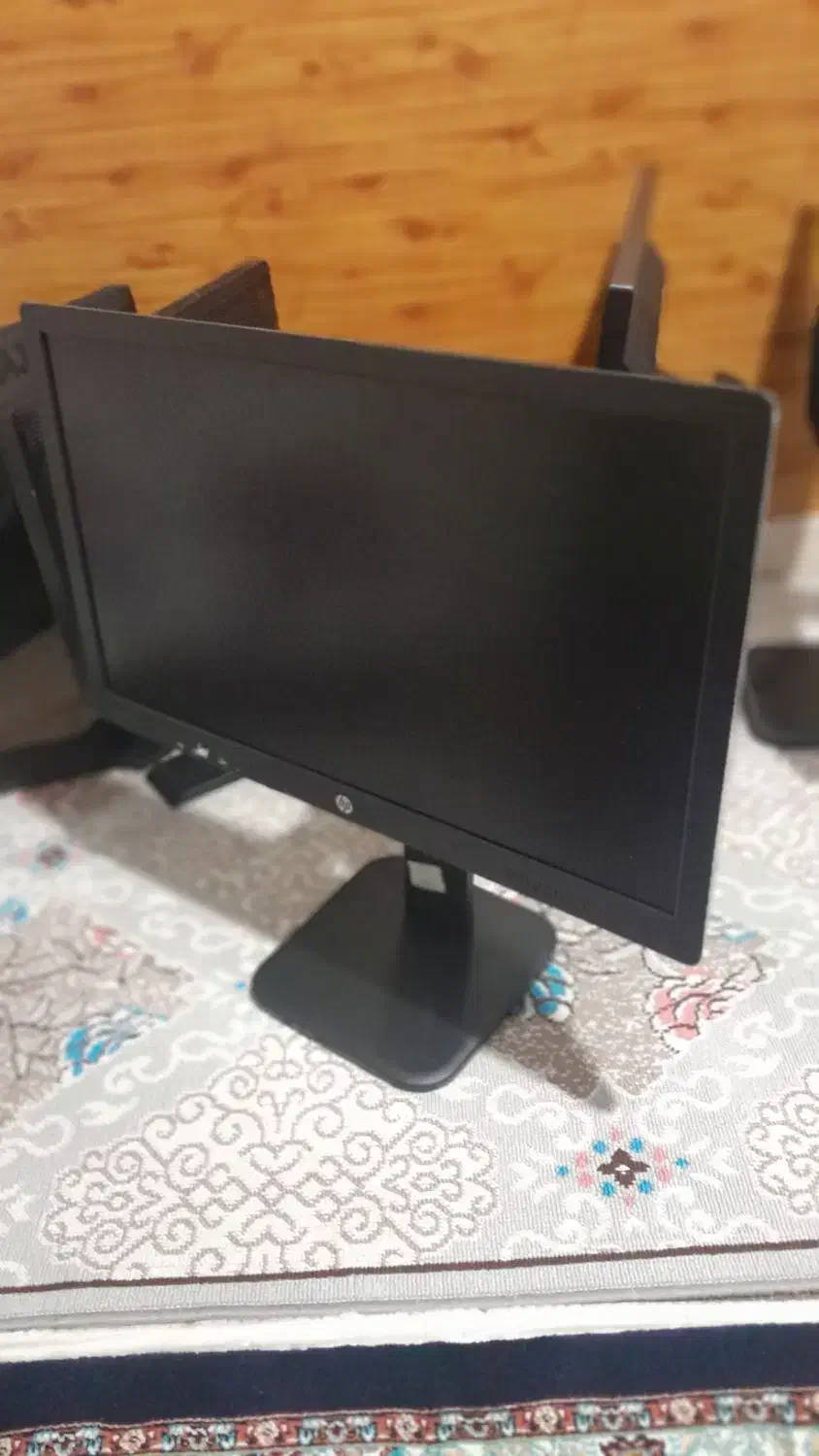 استوک درجه یک|قطعات و لوازم جانبی رایانه|همدان, |دیوار