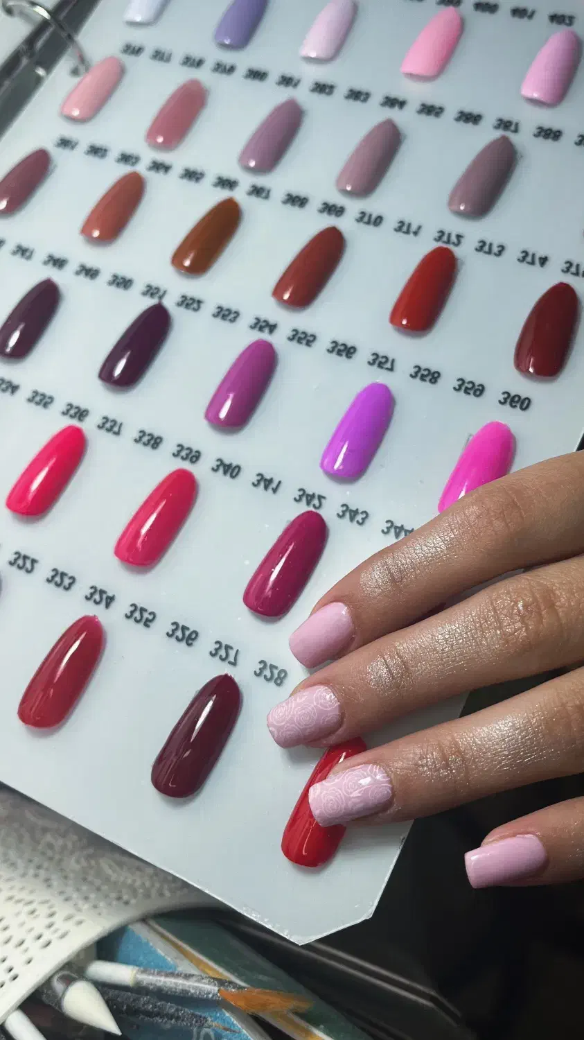 مدل برای لاین ناخن|خدمات آرایشگری و زیبایی|رشت, حسین آباد|دیوار