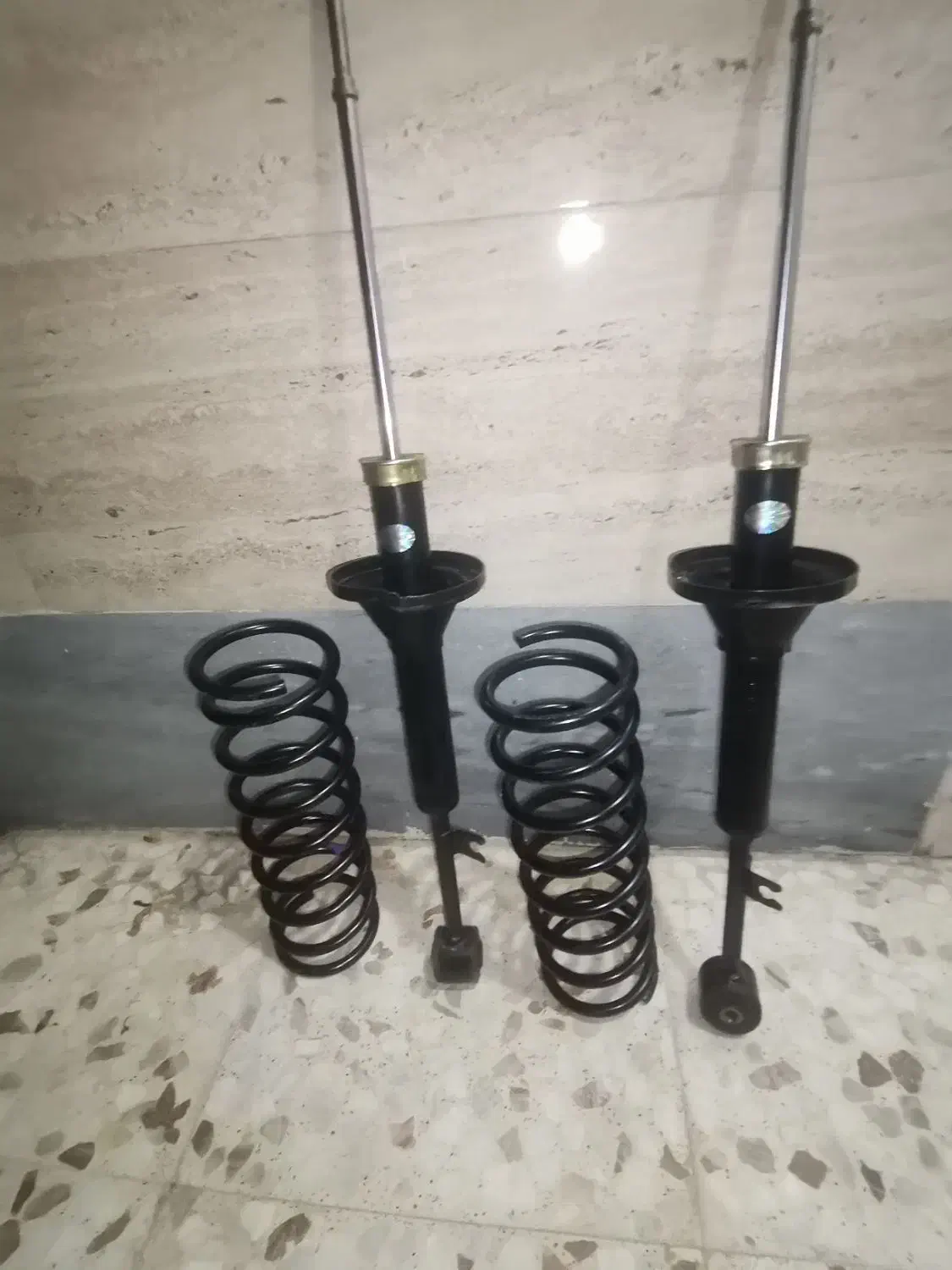 کمک و فنر KDS عقب تیبا ساینا کوئیک|قطعات یدکی و لوازم جانبی|اهواز, شهرک دانشگاه|دیوار