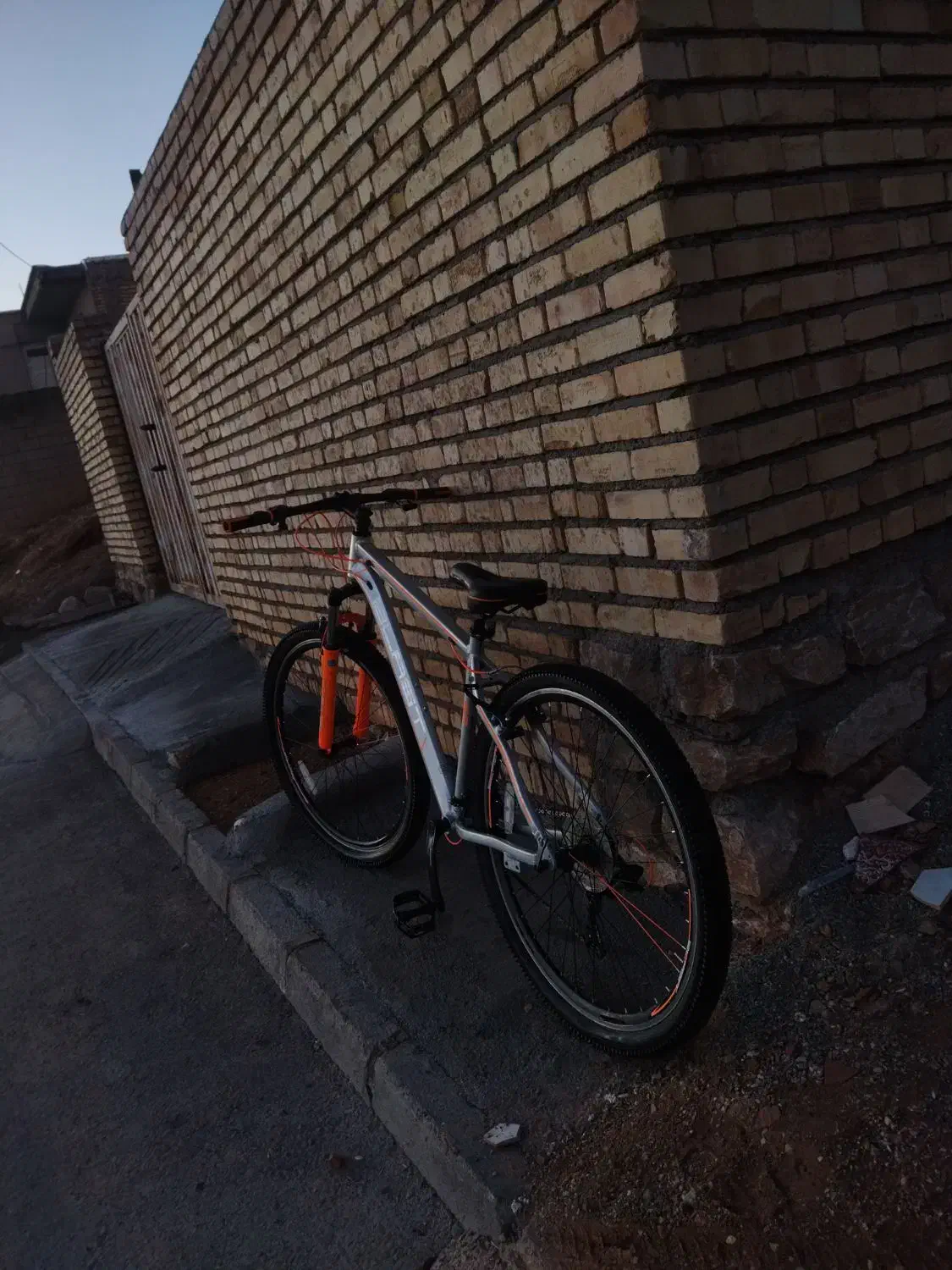 دوچرخه خیابانی ۲۹|دوچرخه، اسکیت، اسکوتر|دیواندره, |دیوار