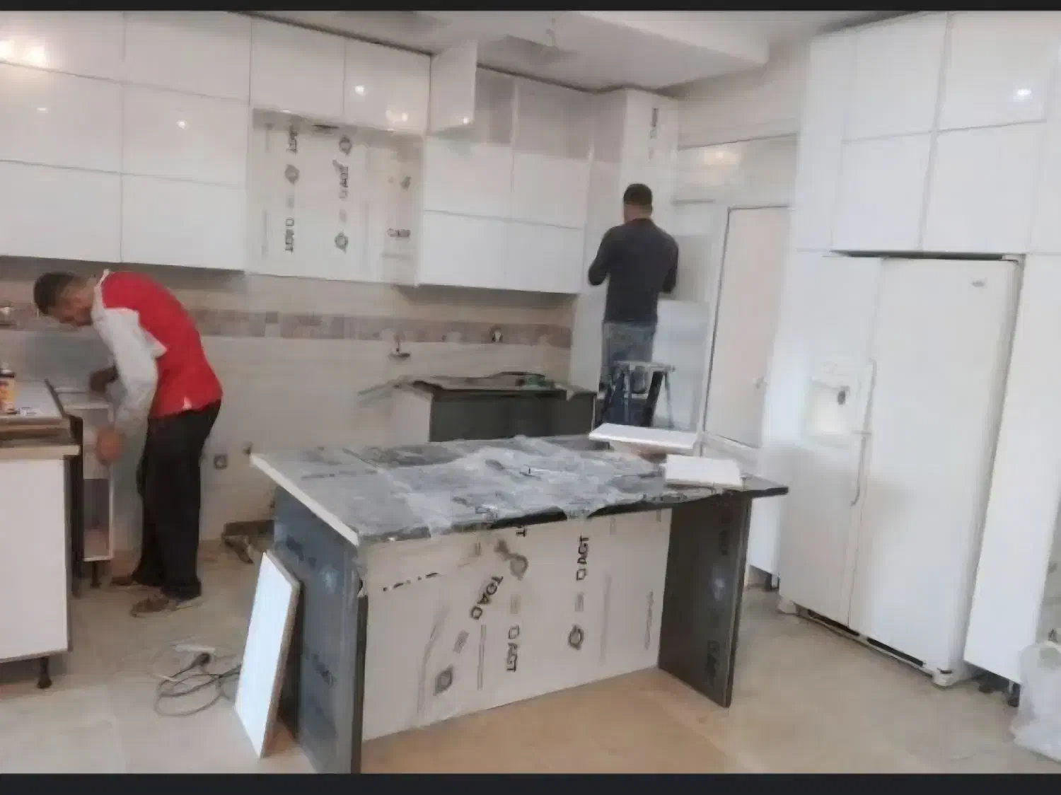 نصاب،نصب کابینت و کمد دیواری تعمیرات|خدمات پیشه و مهارت|شیراز, میانرود|دیوار