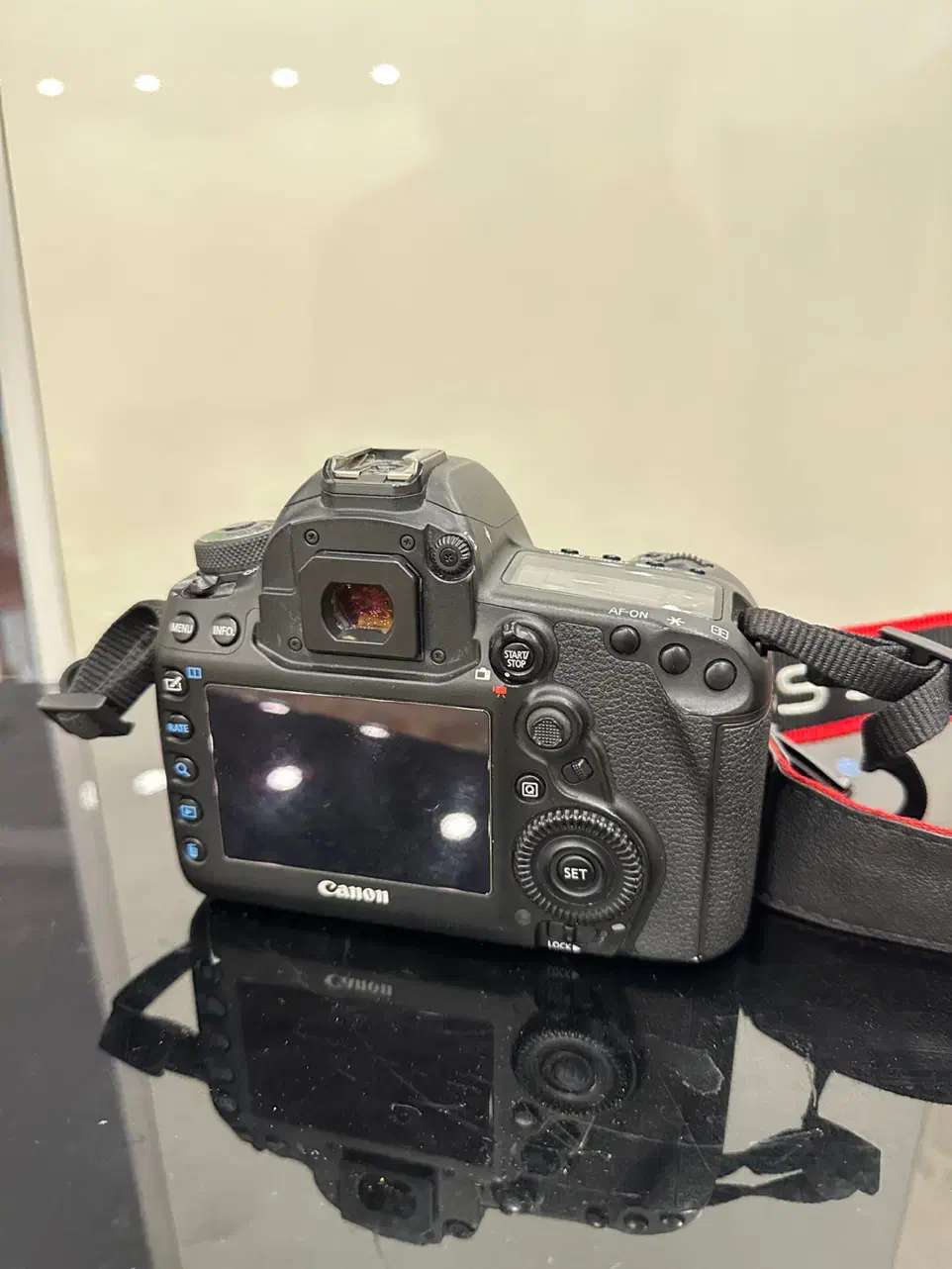 دوربین عکاسی کانن Canon EOS 5D MK IV|دوربین عکاسی و فیلم‌برداری|تهران, اباذر|دیوار