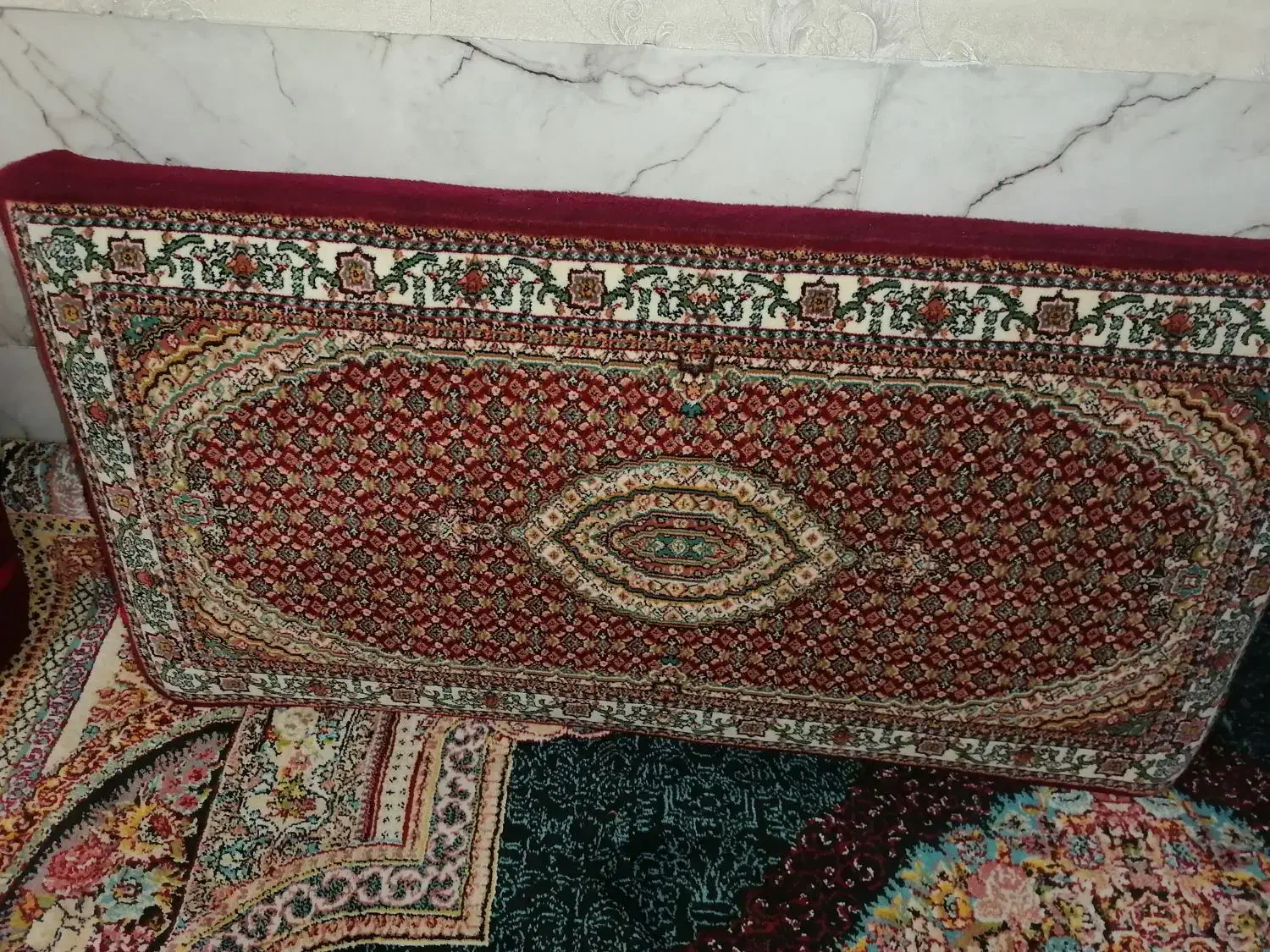 جفت پشتی|پشتی|بهارستان, |دیوار