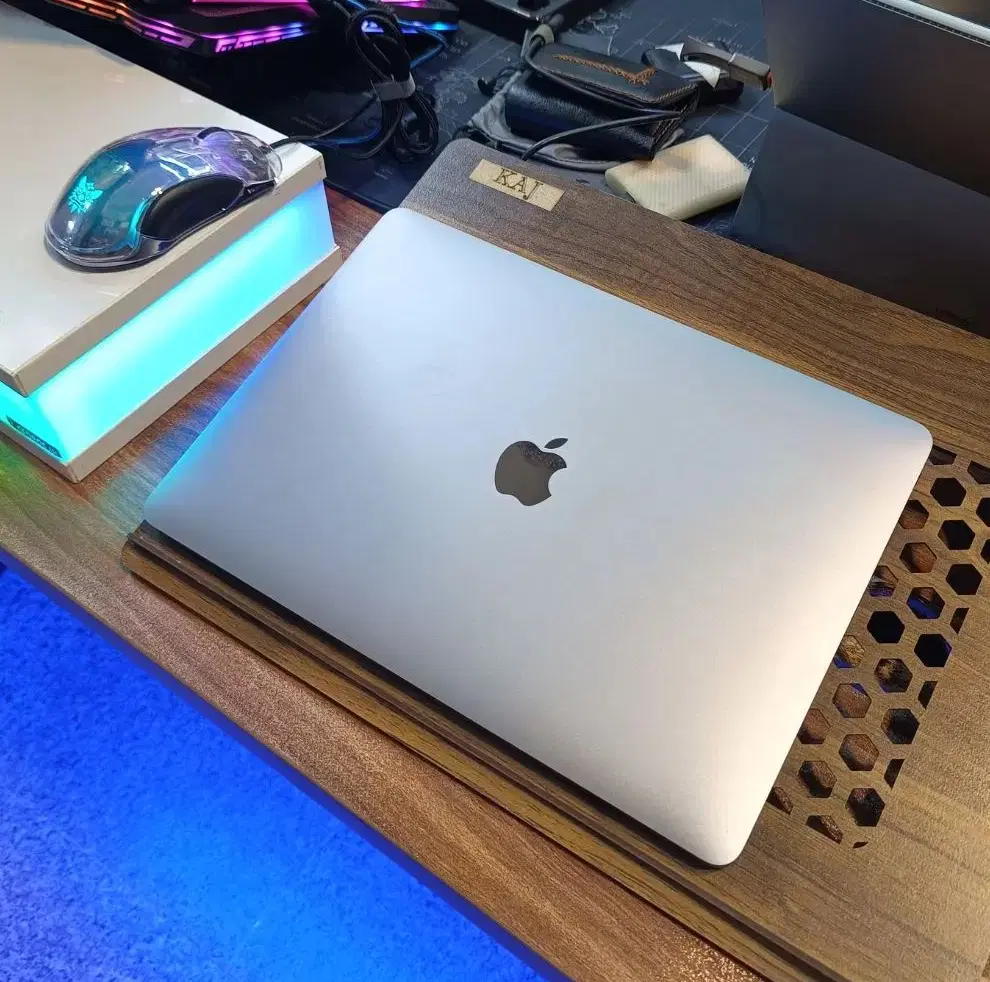 Macbook Air مکبوک در حد آکبند 2020 گرافیک آیریس|رایانه همراه|ارومیه, |دیوار