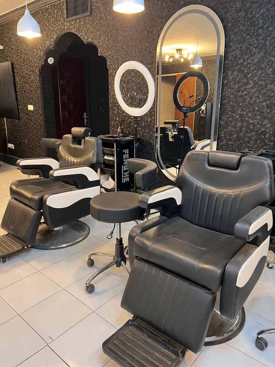 تجهیزات آرایشگاه و مطب|آرایشگاه و سالن‌های زیبایی|چهاردانگه (تهران), |دیوار