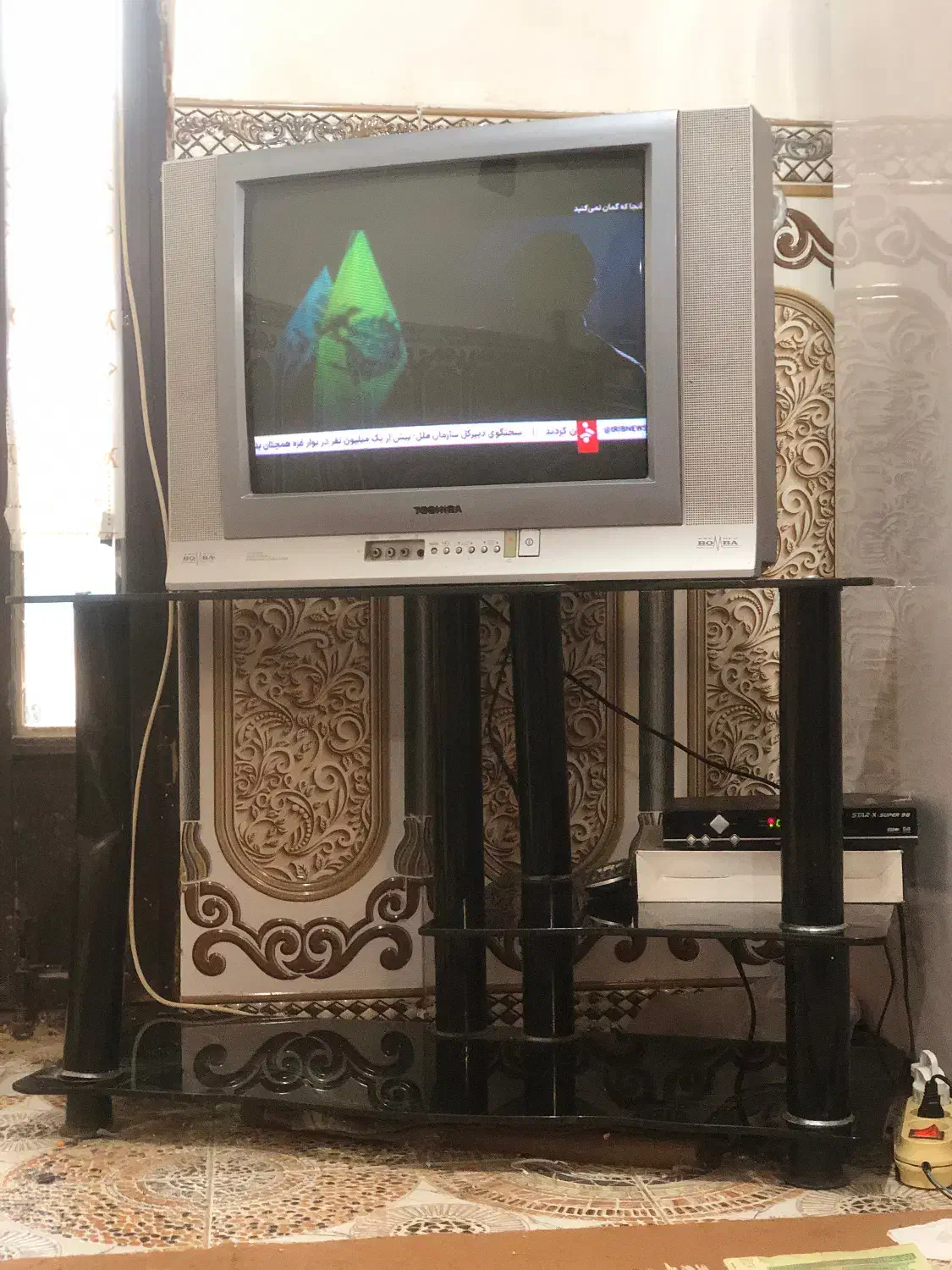 تلویزیون|تلویزیون و پروژکتور|آبادان, |دیوار