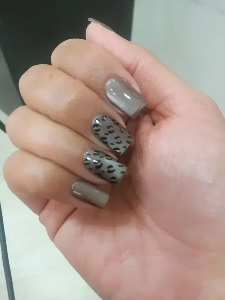 ناخن کار حرفه ای|خدمات آرایشگری و زیبایی|اسلامشهر, شهرک سعیدیه|دیوار