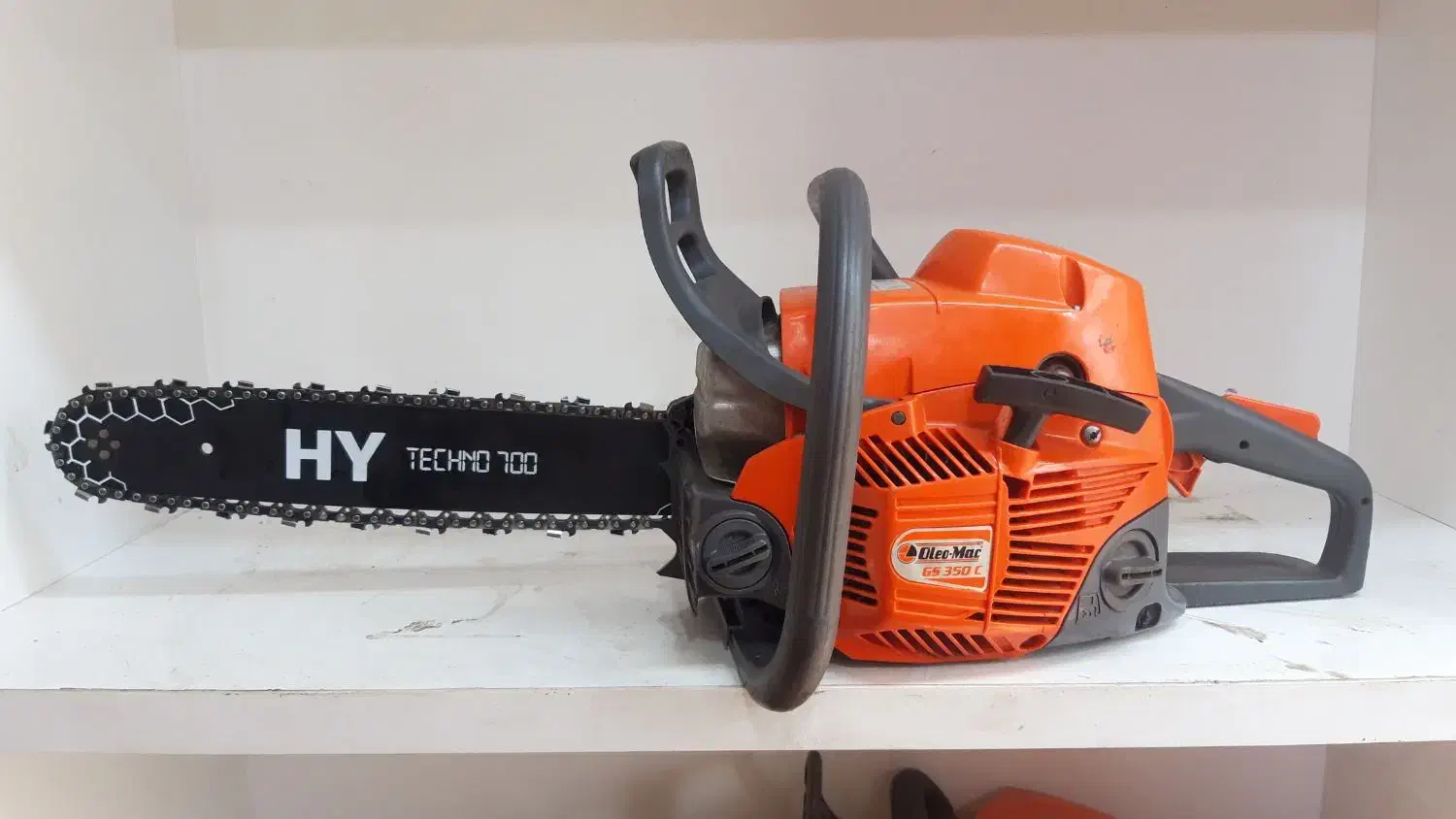 اره درخت بری و شاخه زنی اویل مک ایتالیایی اصل|ابزارآلات|آبادان, |دیوار