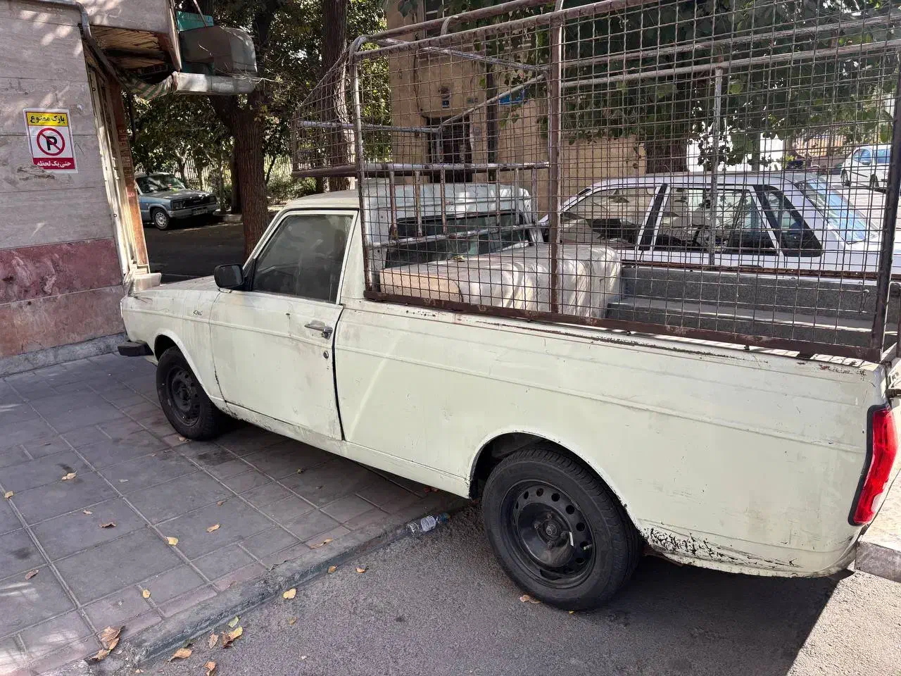 وانت مدل ۹۰ بیرنگ|خودرو سواری و وانت|تهران, مقدم|دیوار