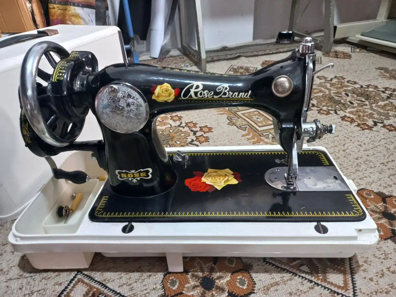 چرخ خیاطی|چرخ خیاطی و ریسندگی|قائمشهر, |دیوار